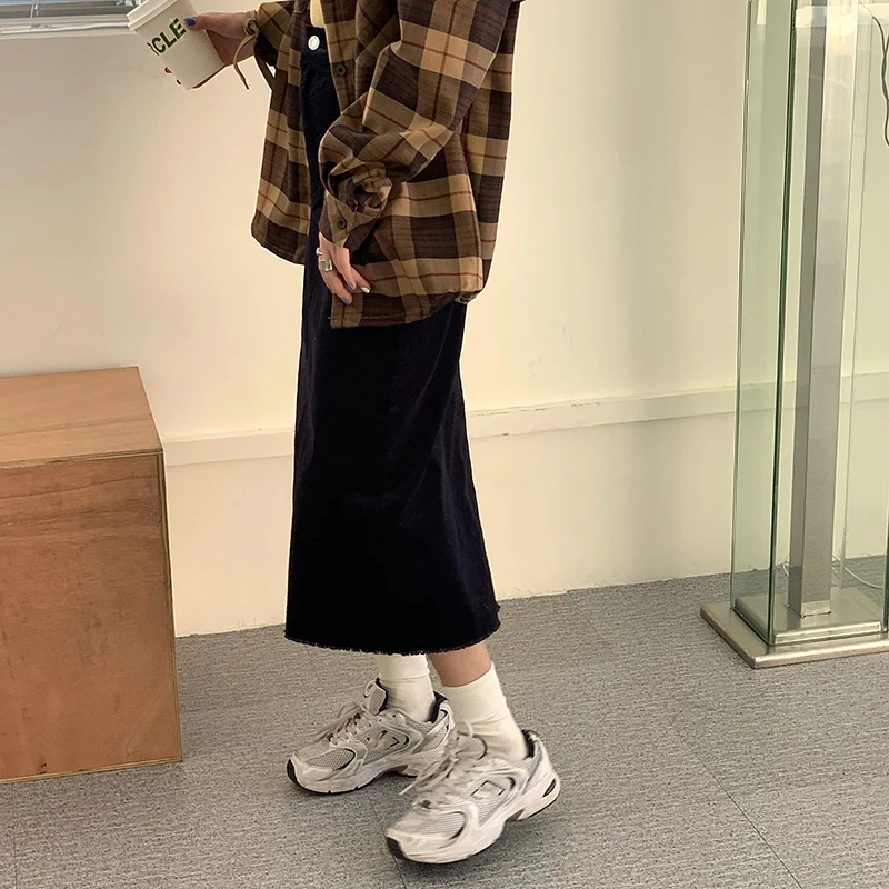 

2021 New Autumn And Winter Corduroy Split A-Line Women Skirt Solid High Waist Long Warm Skirts Casual All-Match