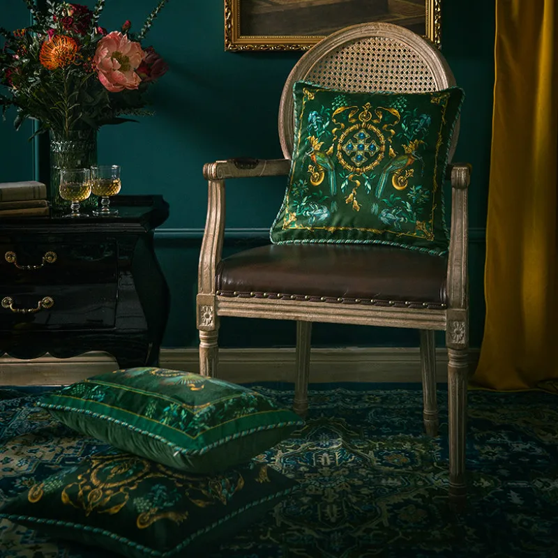 Зеленые подушки художественный античный сад цветок птица зеленая Подушка