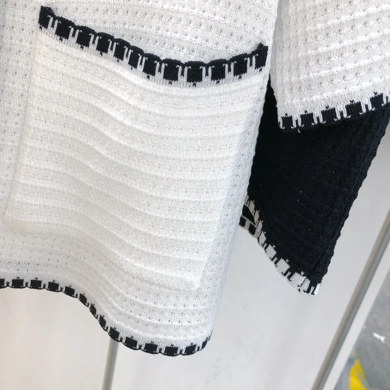 

Summer 2020 New Thin V-neck Lace Small Fragrance Style Slim Slim Short-sleeved Knit Sweater Top Women