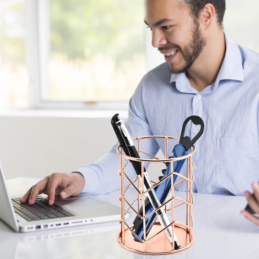 

10cm Pencil Stationery Storage Box Iron Art Hollow Out Pen Container Desktop Organizer Makeup Brush Holder Home Supplies