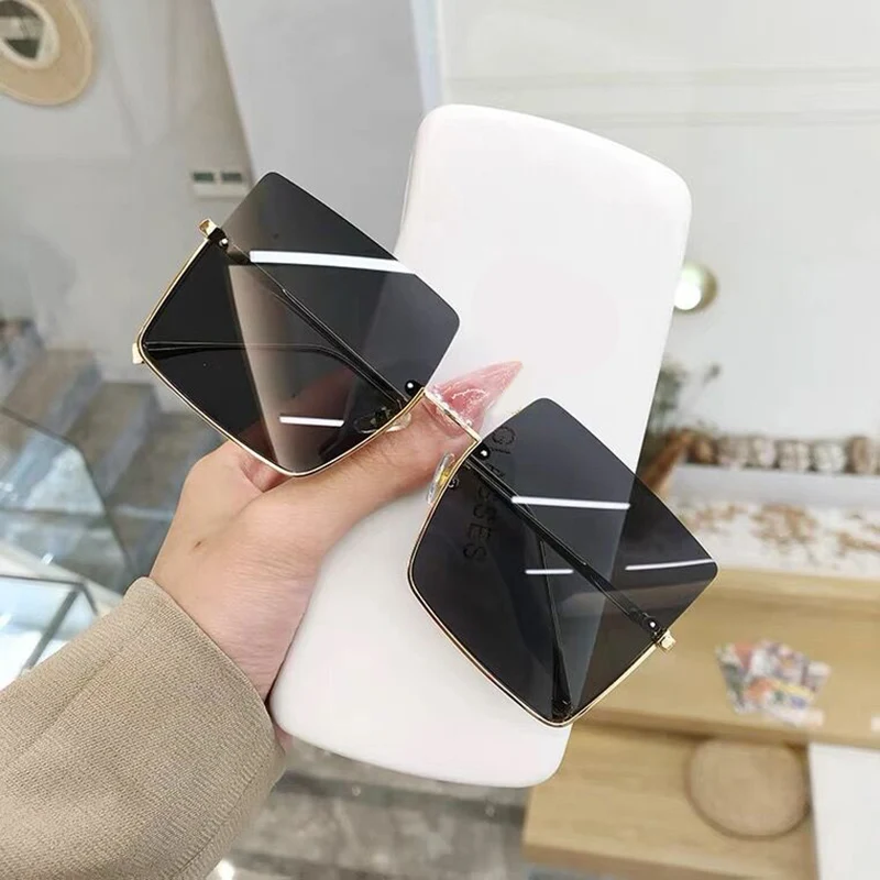 

YJ2398 Oversized shaded ladies sunglasses black fashion stylish unique glasses big frame vintage retro glasses female unisex