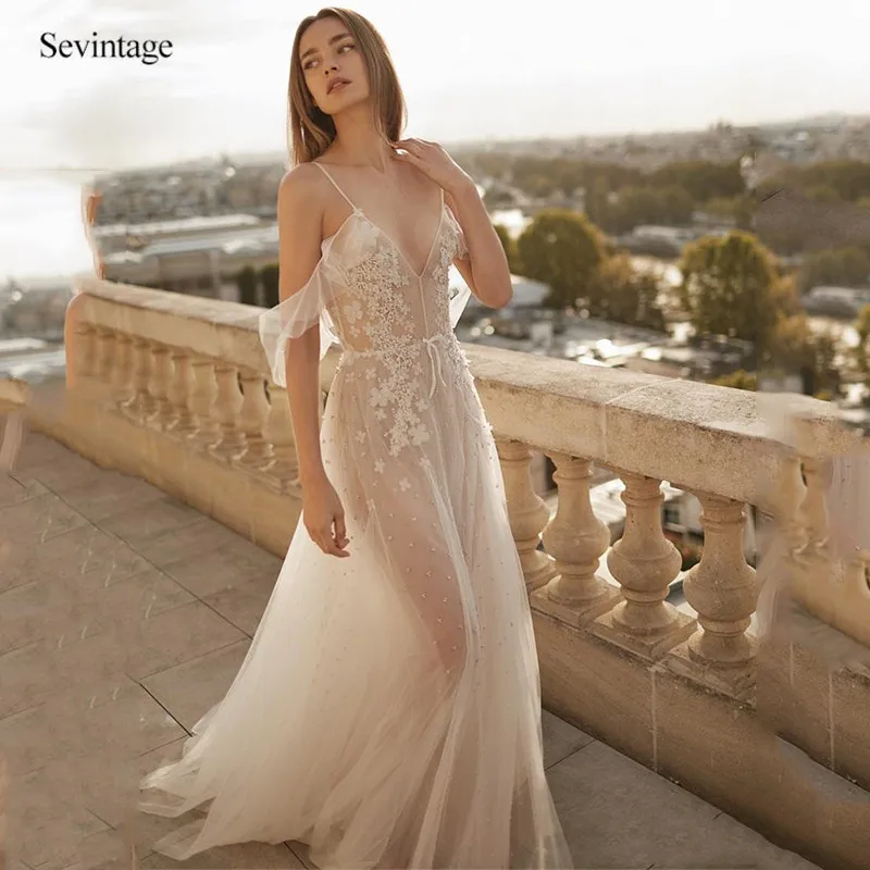

Sevintage Sexy Boho Lace Wedding Dresses Spaghetti Strap Pearls Bridal Gowns V-Neck Custom Made Bride Dress Robes De Mariée