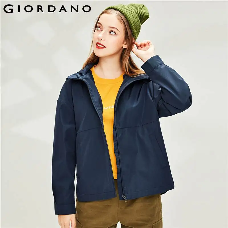 

Куртка Giordano женская с капюшоном, тонкая Повседневная Свободная V-образная контрастная водонепроницаемая куртка на молнии, без складок спер...
