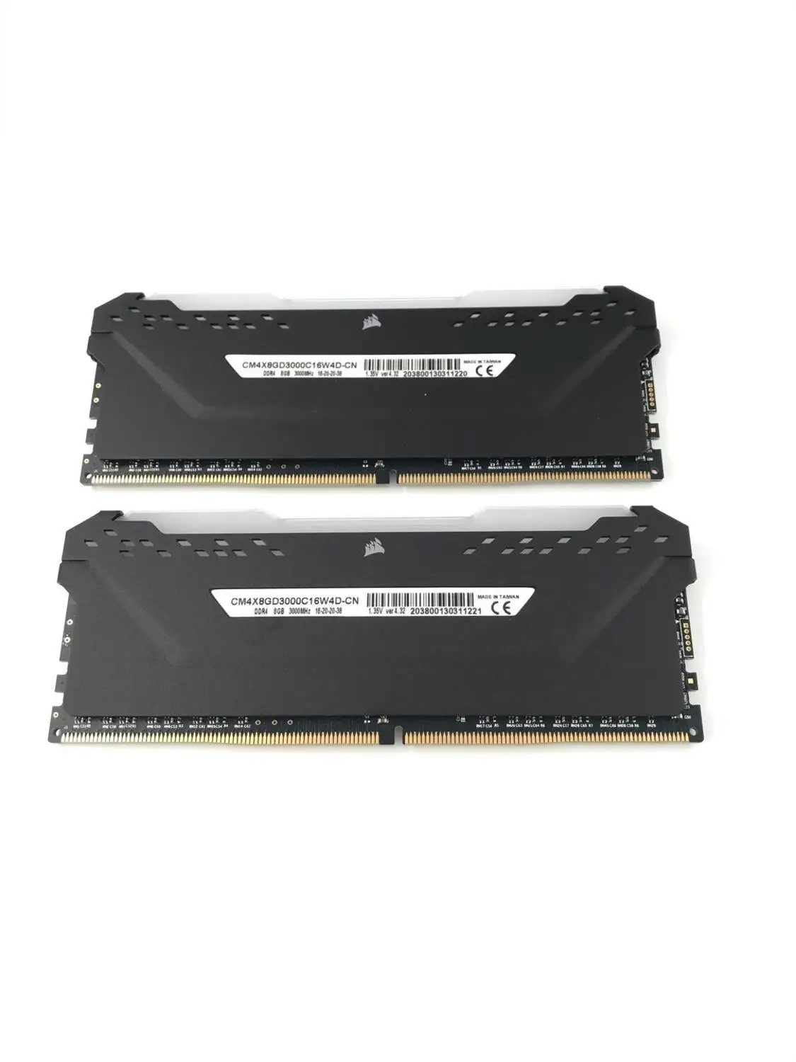 Модуль памяти CORSAIR RAM 16 Гб (1x16 Гб) 3000 МГц 3200 3600 RGB PRO DIMM DDR4 PC4 CL16|Оперативная память| |