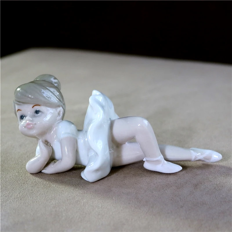 Фарфоровая кукла балерина миниатюрная настольная керамическая фигурка балерины