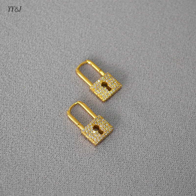 

Стразы серьги-кольца для женщин 2022 Изящные серьги Элегантные крутые изделия популярные дизайнерские ювелирные изделия Прямая поставка опт...