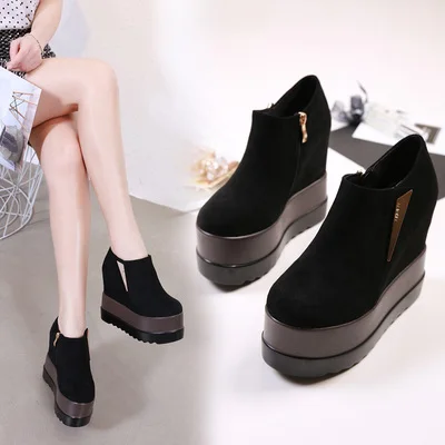 

The new spring and Autumn 2020 leisure versatile slimming single shoes with high heels and thick soles sponge cake shoes