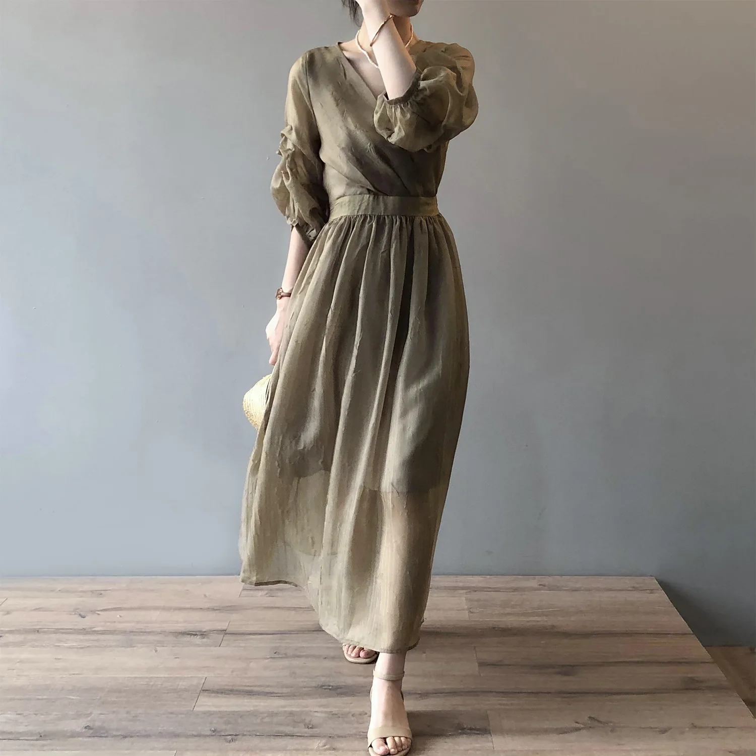

Dresses
