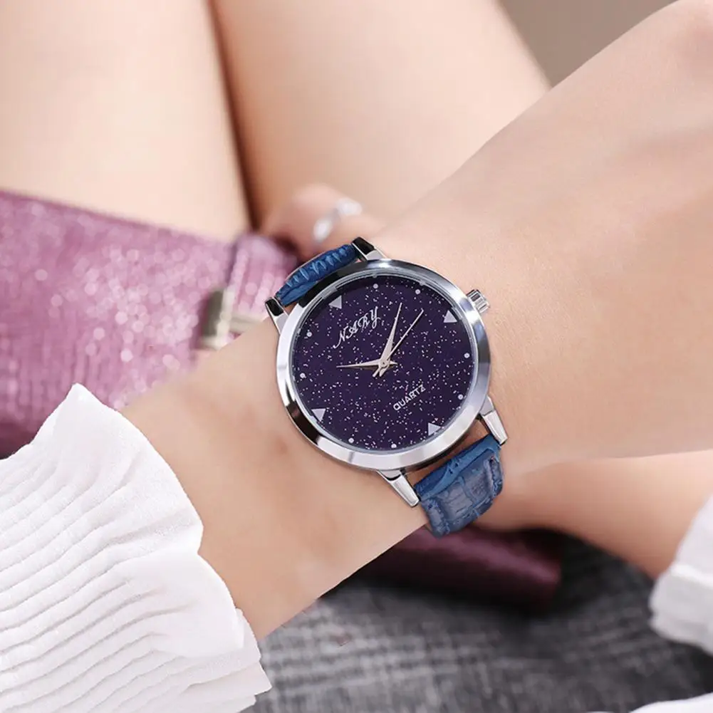 

2021 Luxury Women's Watches Bracelet Quartz Stainless Steel Round Watch Women Starry Sky Wrist Watch Ladies Dress Clock