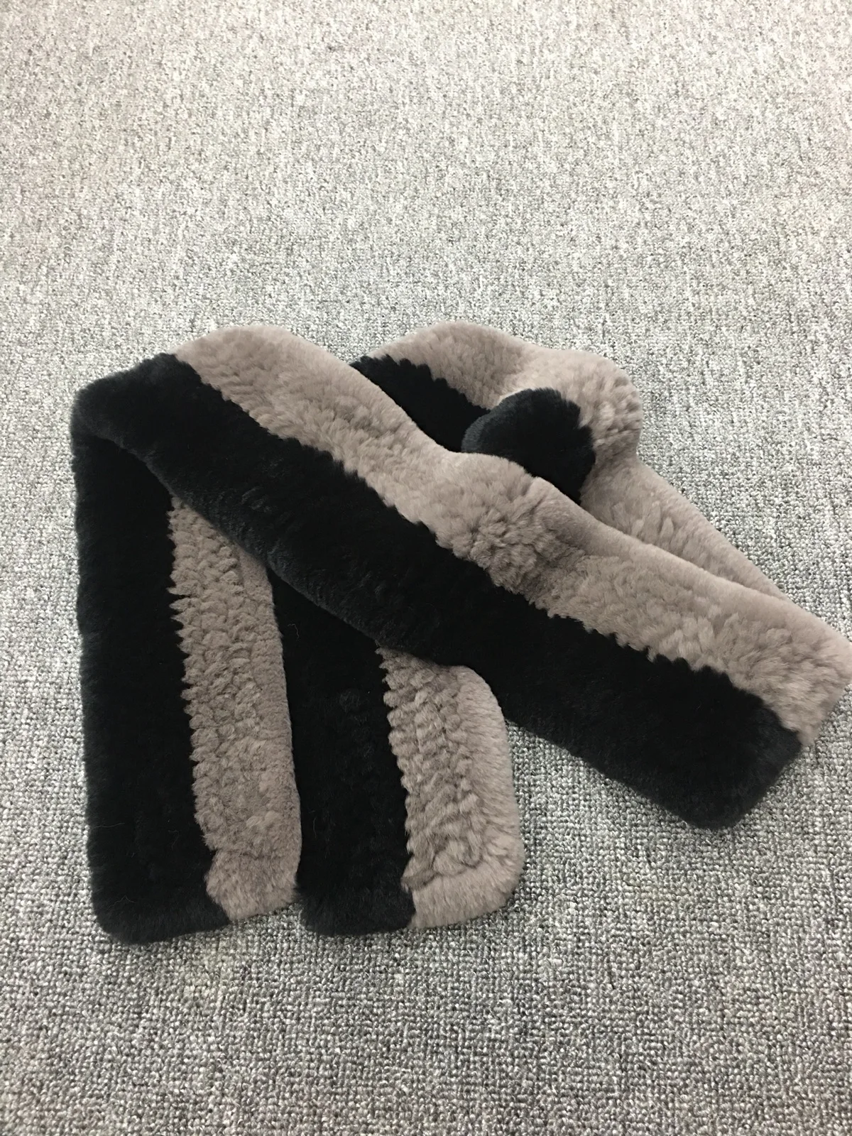 

New Stripes Women Warm Soft Real Rex Rabbit Fur Scarf 100% Natural Rex Rabbit Fur Scarfs Knitted Fur Shawl Scarves S75