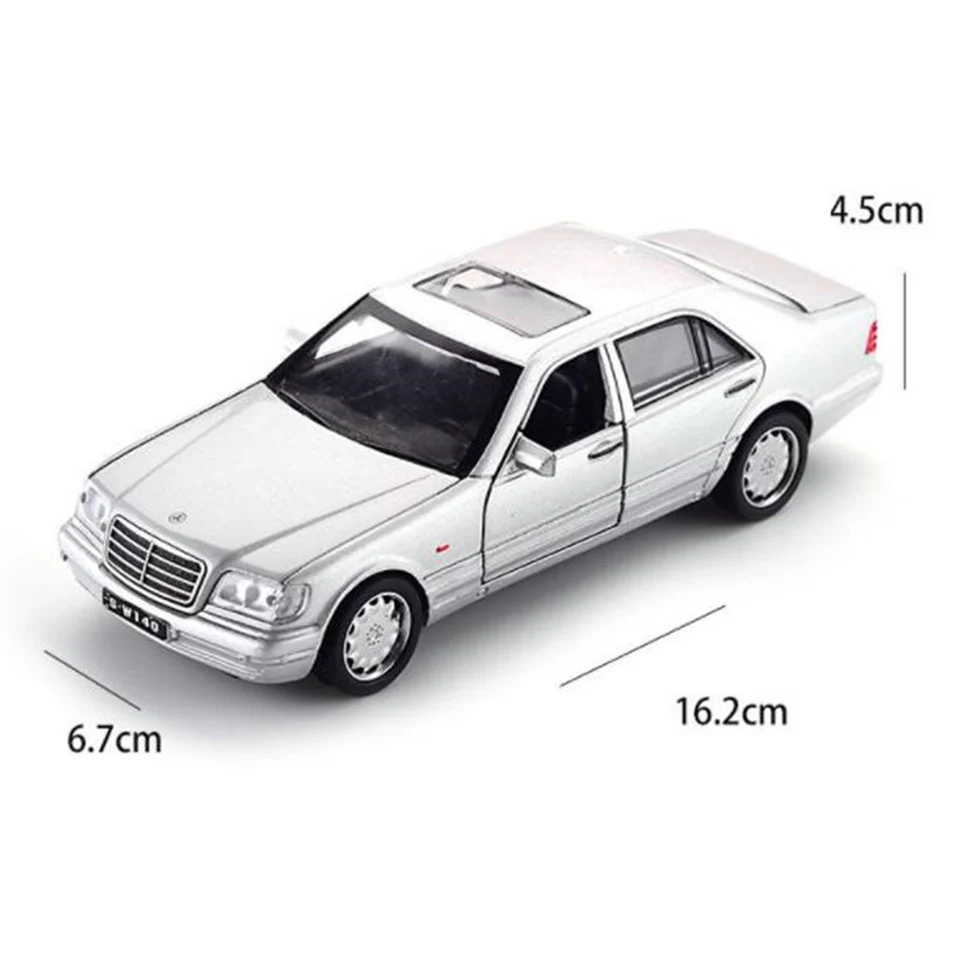 Хит продаж литые под давлением модели автомобиля 1:32 S W140 мигающий светильник