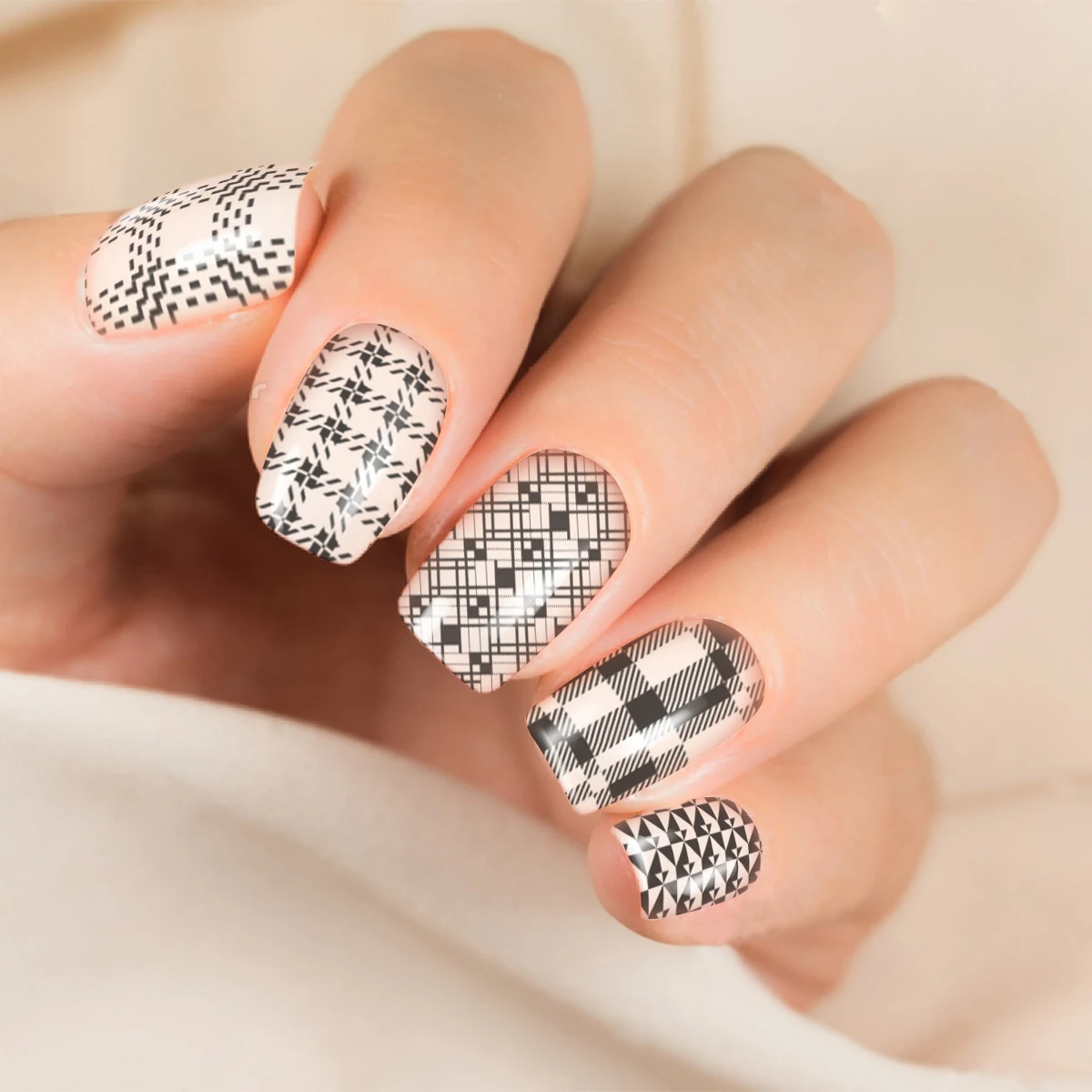 BEAUTYBIGBANG Rectangle Plaid Pattern Nail StampTemplate Geometric DIY Manicure Christmas Halloween Image Plate Art Tools | Красота и