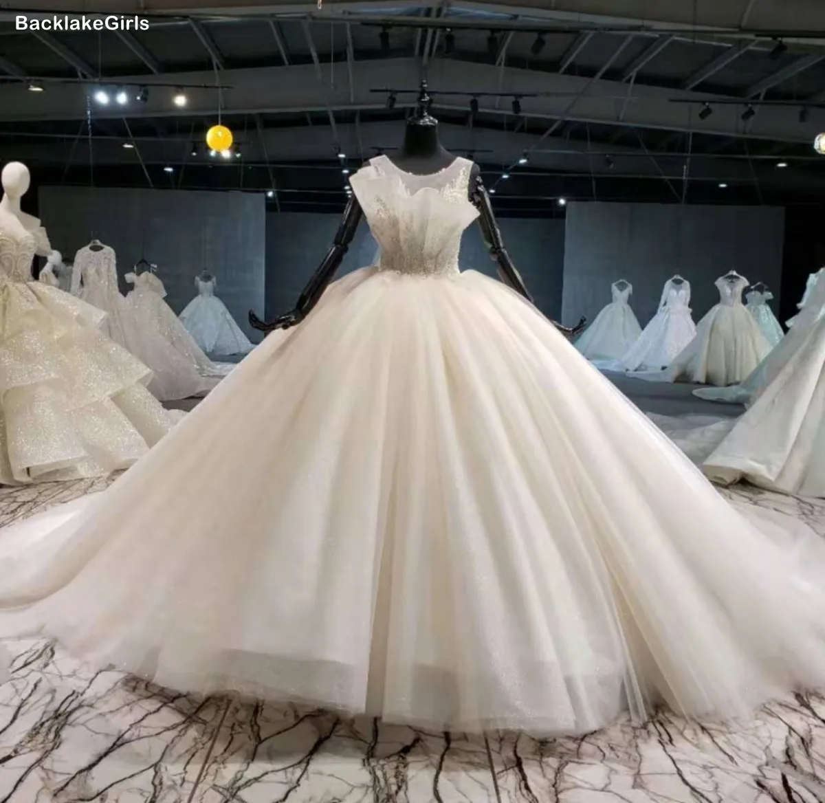 Boho Свадебное платье 2020 Новое блестящее роскошное бальное с круглым вырезом и