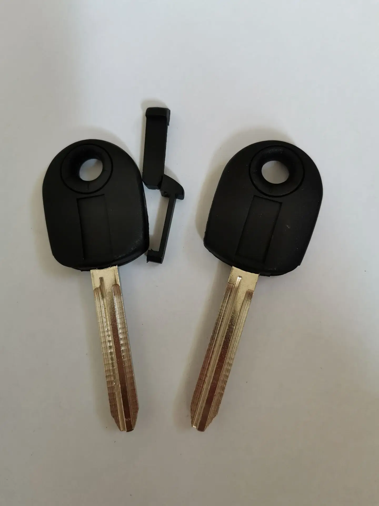 

DAKATU For ISUZU Replacement Transponder Car Key Shell Case TOY43 key blade