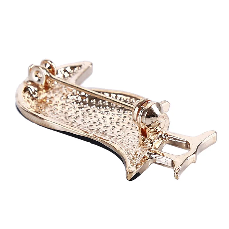 Высококачественная эмалированная булавка в виде вороны с черной краской птицы