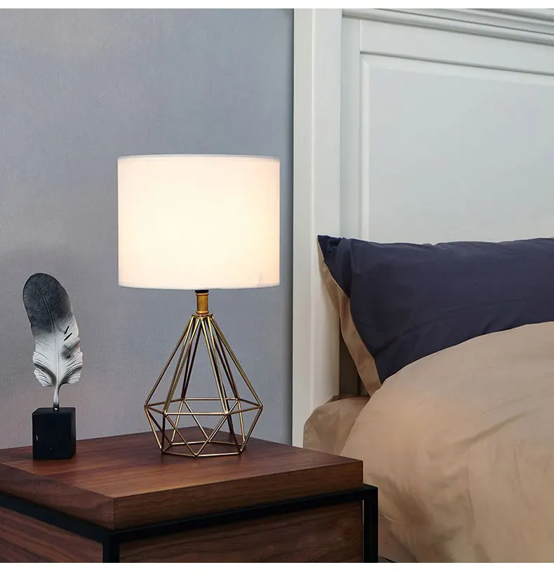 Modern minimalist metal paint rose gold hollow diamond design cloth table lamp personality diamond LED lighting bedroom decor