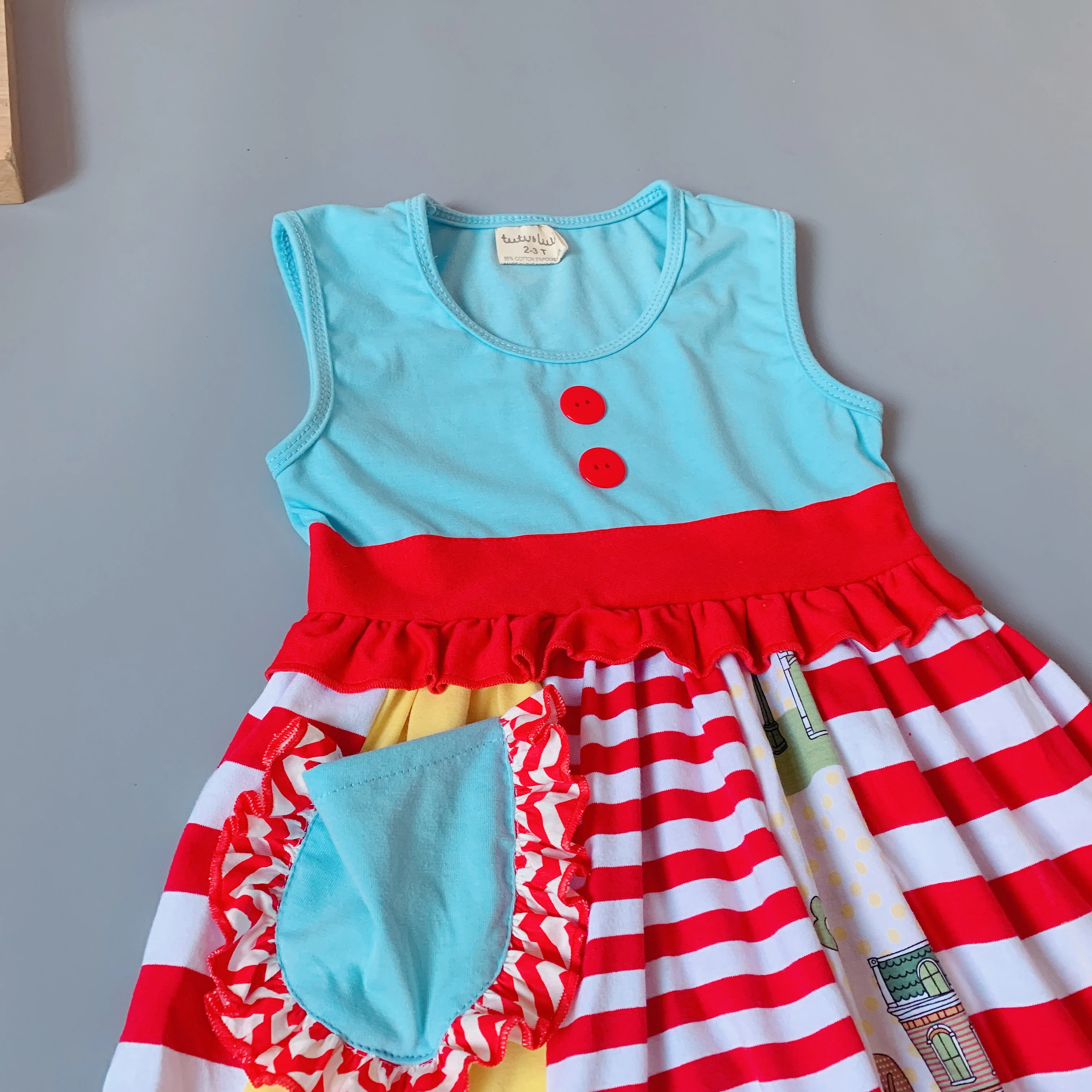 Платье принцессы голубое с карманами на возраст 2-3 года