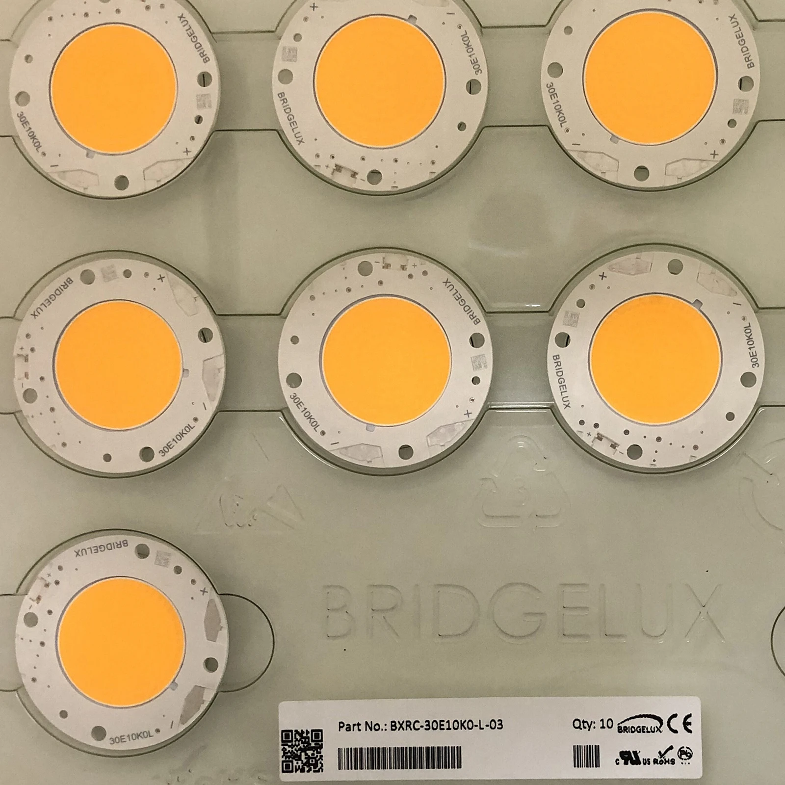 Bridgelux Vero 29 ,   COB,  30E10KL 80CRI 3000K 39.4VDC 2100mA 82, 7      CXB3590