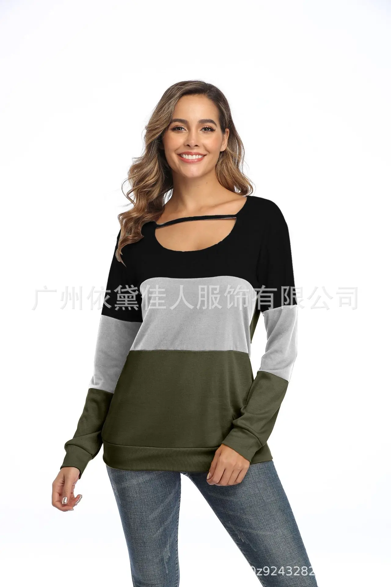 

New color matching long sleeve round neck long sleeve T-shirt