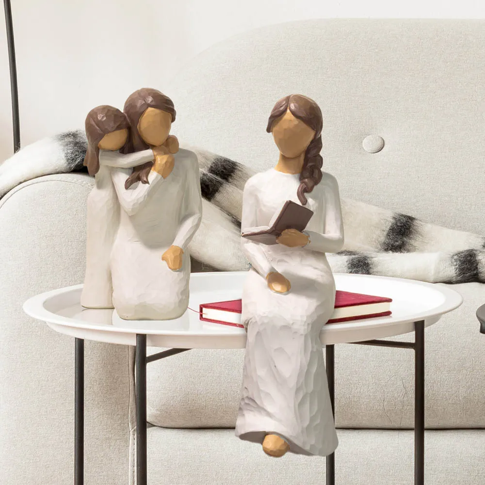 Фарфоровая статуэтка свадебная пара. Статуэтка вместе. Willow tree together вместе. Керамические статуэтки влюблённых. Lladro статуэтки.