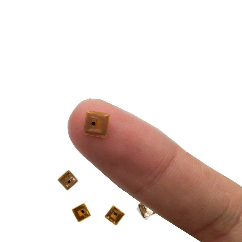 

5mm*5mm Mini Ntag213 NFC Tag 13.56MHZ FPC Sticker With RFID Micro Chip 144 Bytes 1mm Reading Range