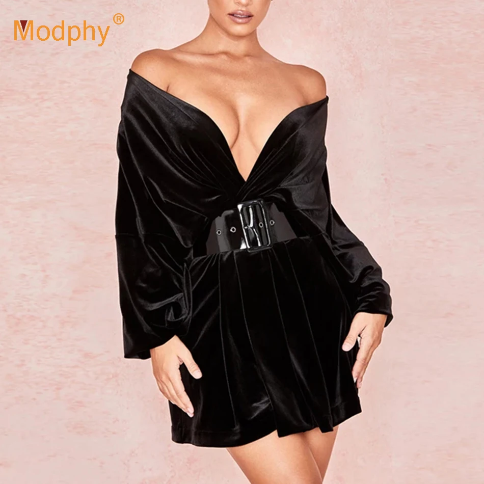 Женское бархатное вечернее платье с глубоким v образным вырезом черное