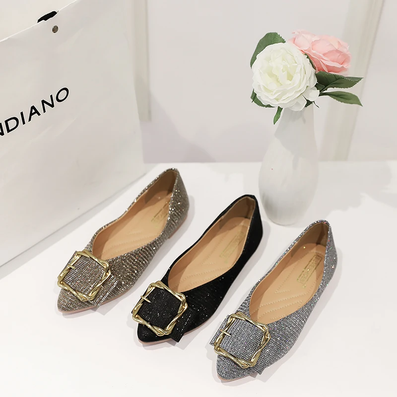 

2020 spring Classic Pointed-toe metal-embellished flats Fashion simple shallow mouth casual shoes Zapatillas Mujer W38-62