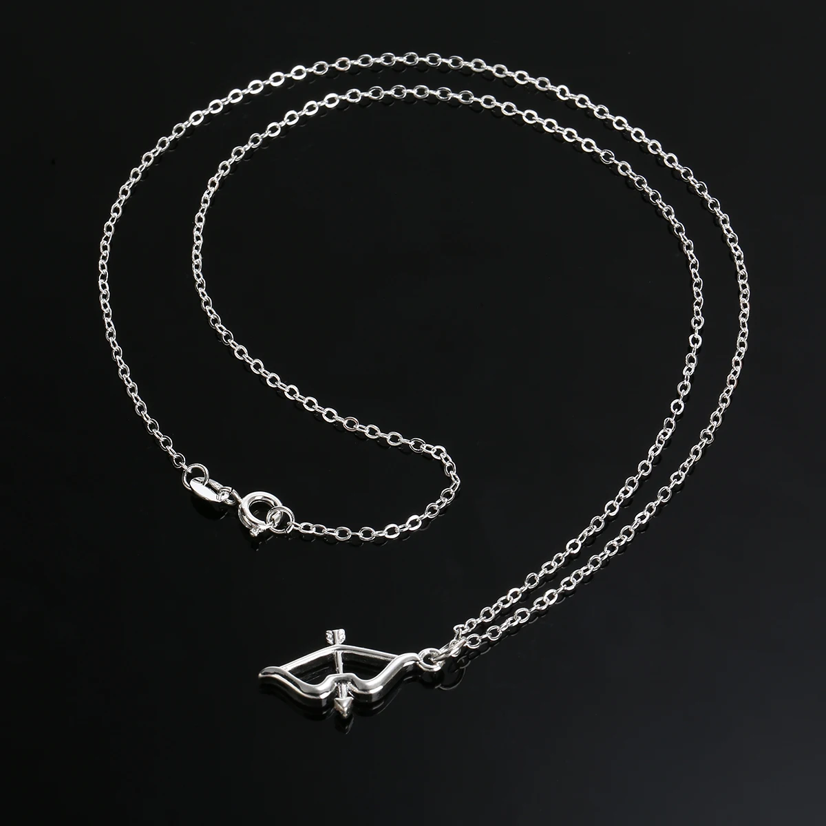 Простой крошечный лук стрела кулон ожерелье с серебряным покрытием короткие для