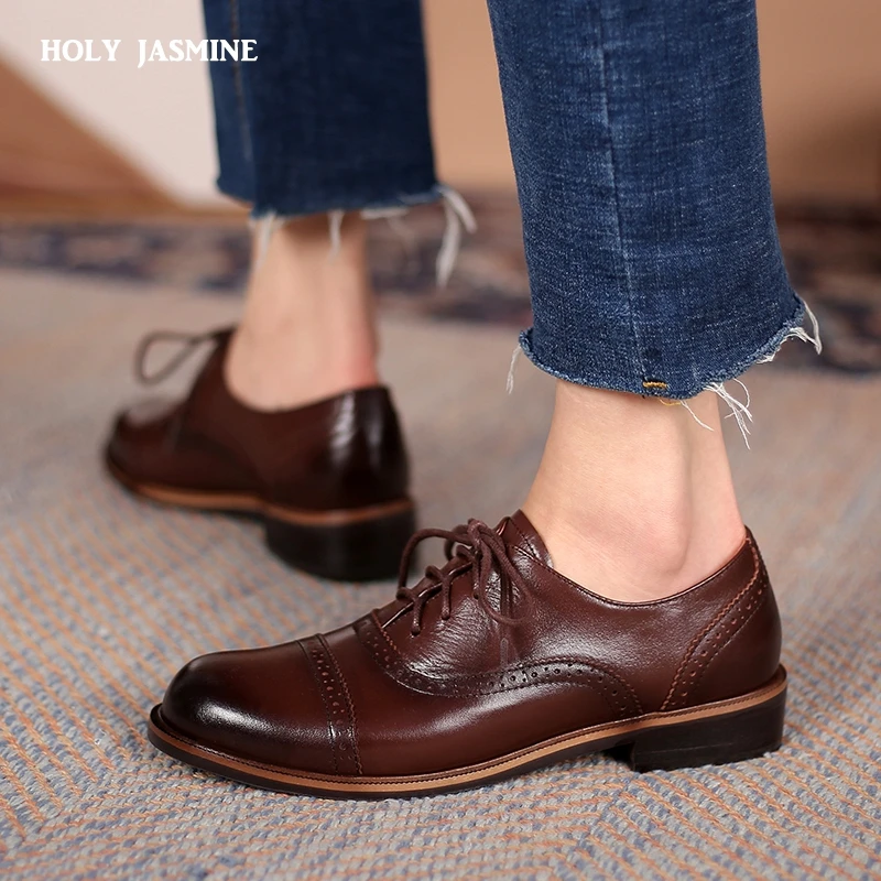 

Fashion Women Flat Shoes Genuine Leather High Quality Pumps Round Toe Lace Up 2021 Spring Autumn Brogue Shoes Woman Basic Pumps