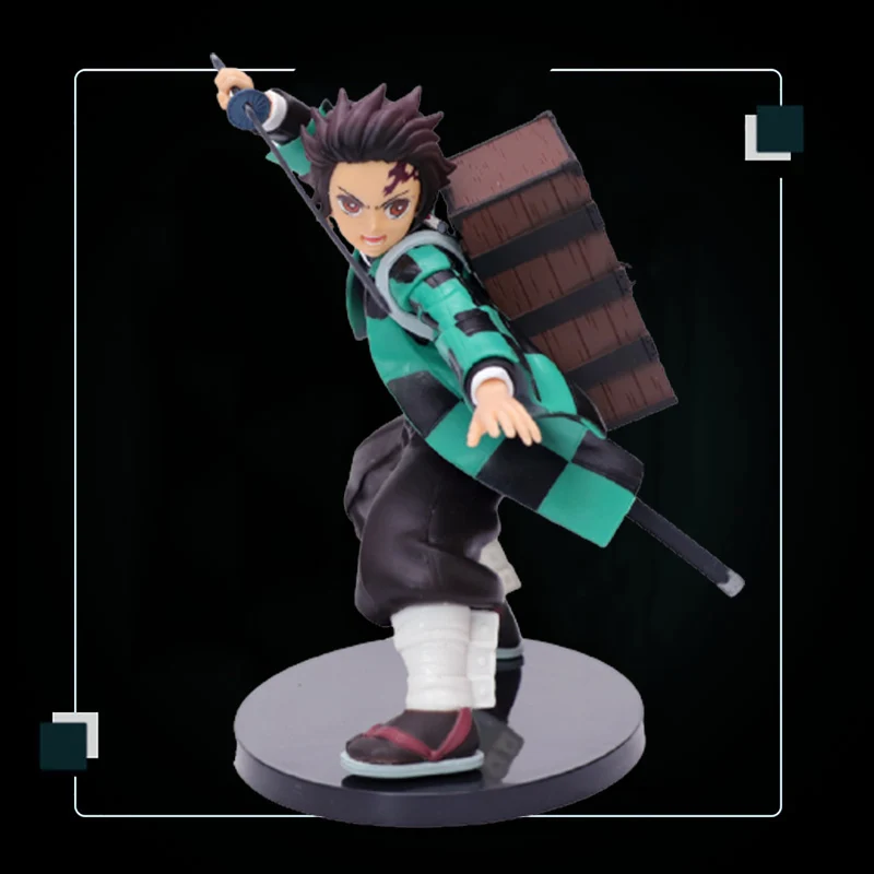 

Demon Slayer's Blade 20Cm Tanjiro Carrying a Box Combat Shape Cartoon Pvc Character Figure Peripheral Figure Desktop Ornaments