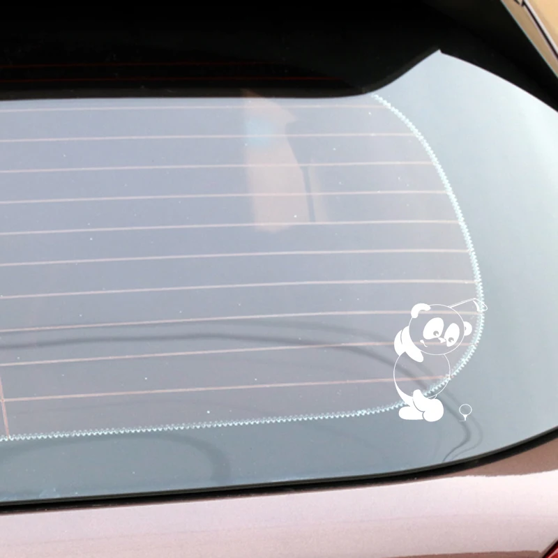 YJZT 11 9 см * 15 7 наклейки Pandas Play Golf Car с рисунком украшение для автомобильной двери