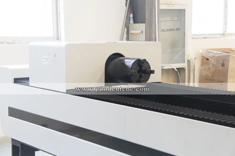 

High efficiency 1000w carbon metal tube square pipe fiber laser cutting machine