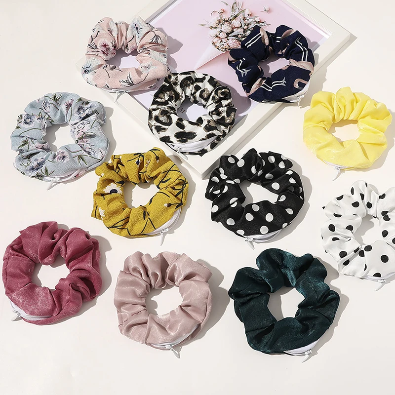 

2020 New Year Novelty Designs Zipper Scrunchies Women Creative Velvet Hair bands Brand Quality Pocket With Zip Scrunches