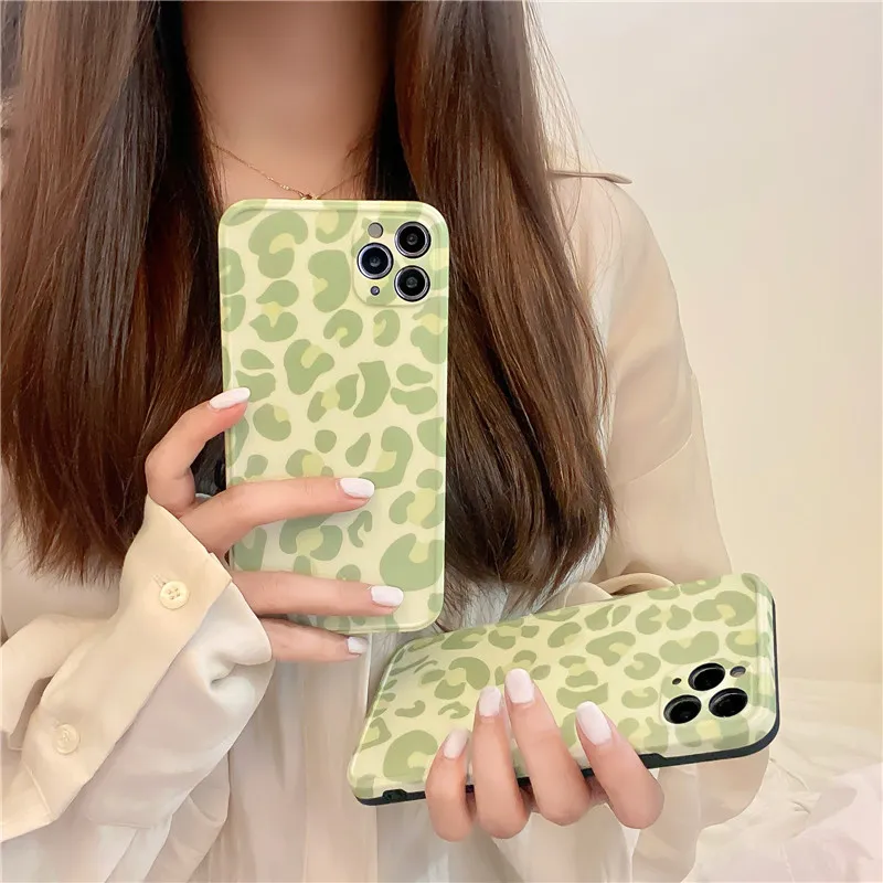 retro matcha green tea light color leopard art phone case for iphone 11 12 pro max xr xs max 7 8 plus 7plus case cute soft cover free global shipping