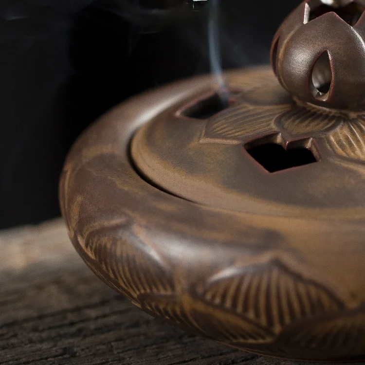 

Small Portable Incense Burner Creative Hollow Ceramic Stick Antique Incense Burner with Lid Holder Incensario Home Decor 60AA01