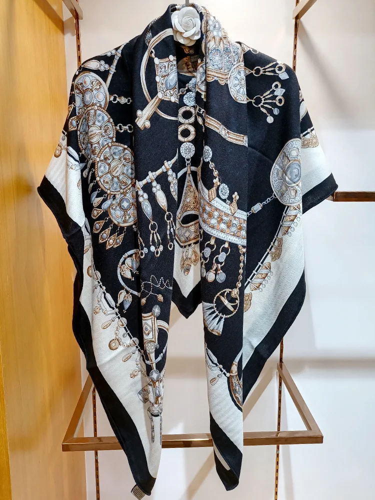 

Scarf Gift Women Pashmina Cashmere Shawl Wrap 70% Cashmere 30% Silk Blended Hand Rolled Edges 140*140cm