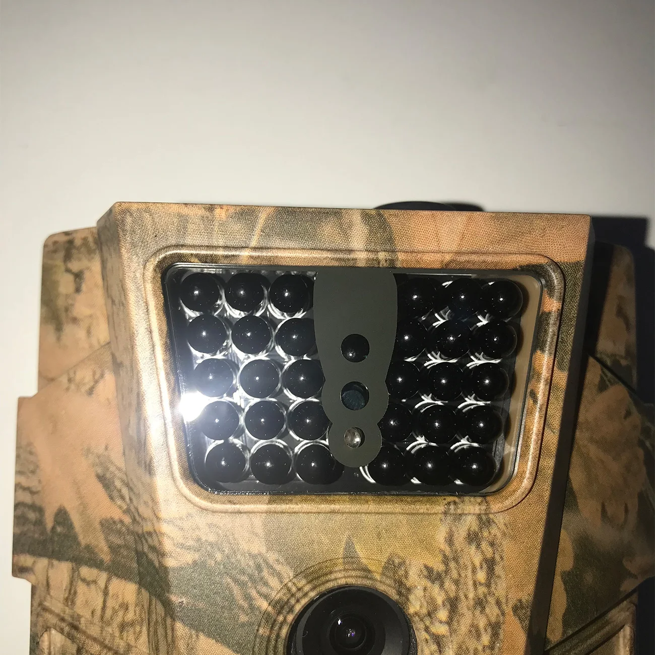 

Hunting Trail Camera 12MP 1080P Wildlife Surveillance Camera Infrared Night Vision Waterproof Wild Cam Trigger Photo Trap HT001B