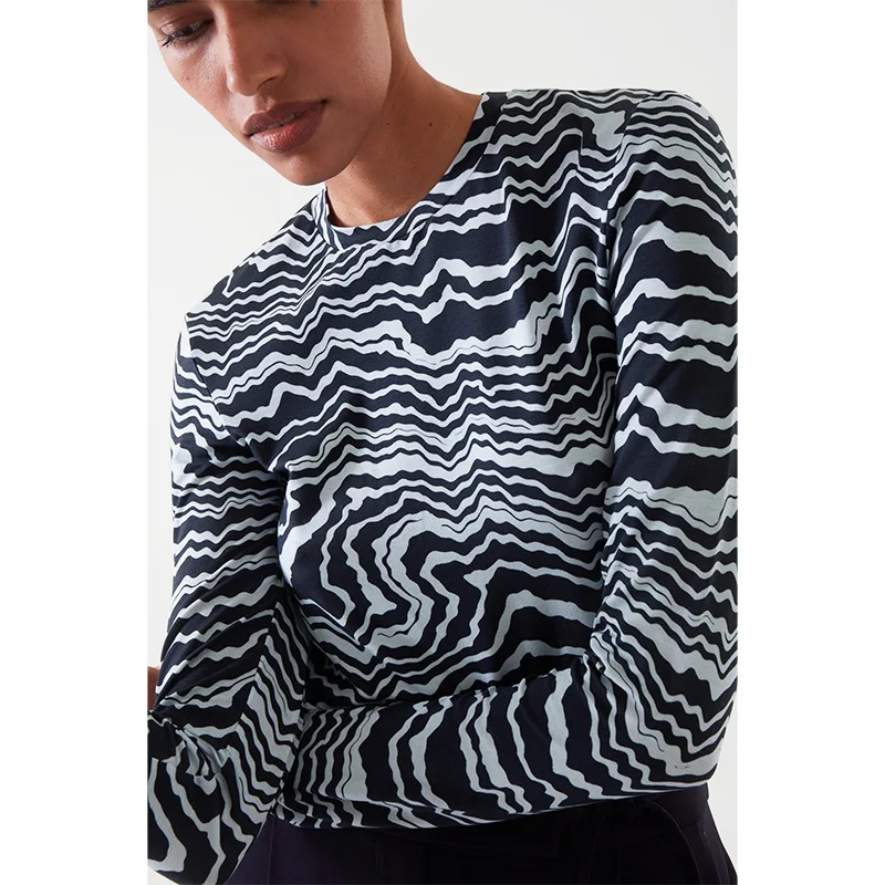 

Women Tshirt and Bottoming Top Abstract Print Long-sleeve Slim O-neck 2021 Early Autumn Ladies Tees