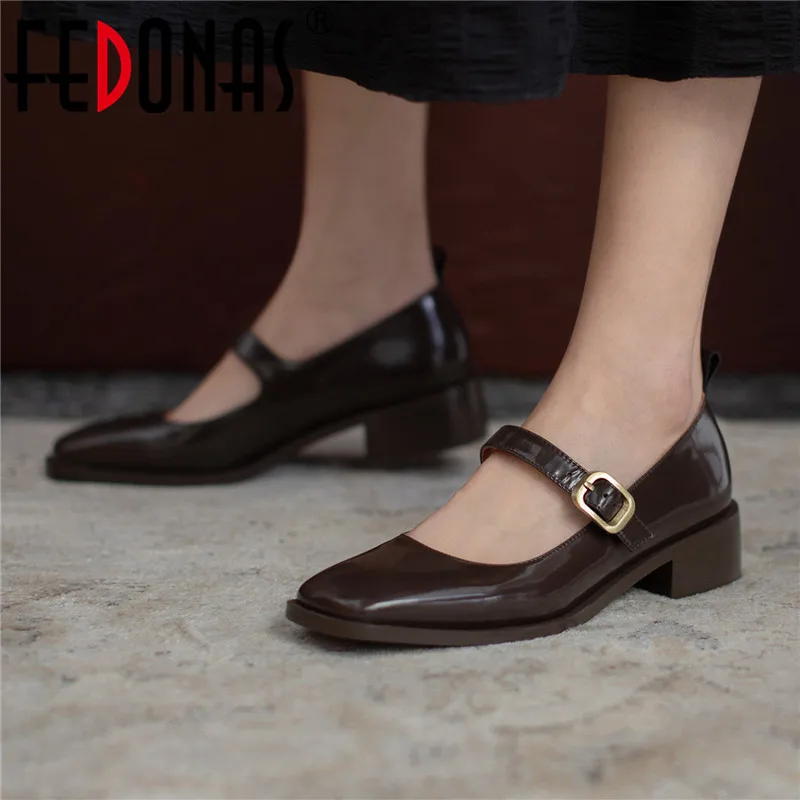 

FEDONAS Vintage Shoes Woman Slip-On Casual Walk Shoes For Women 2021 Spring Summer Chunky Heels Pumps New Genuine Leather Shoes