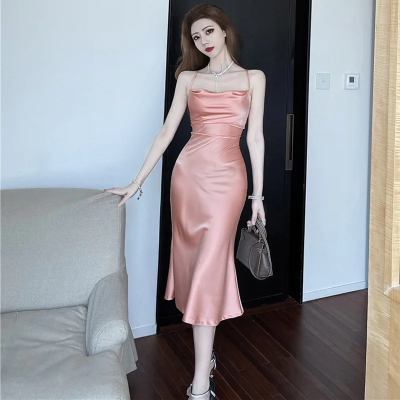 

Sexy Backless Cross Strap Dress Slim Style Waist-Tight Beach Dress