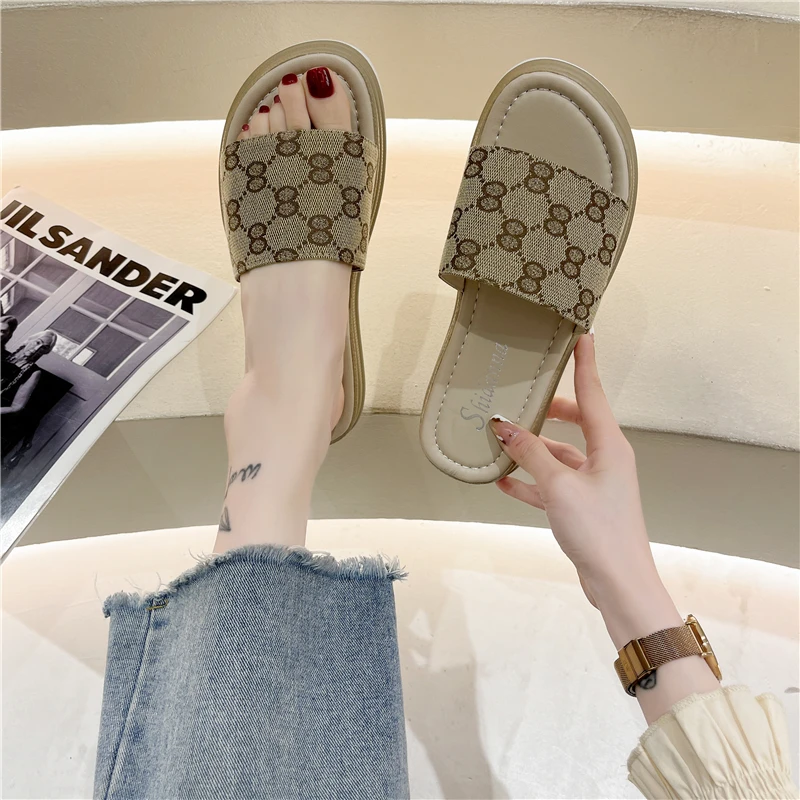 

Women 2021 Slippers Summer shoes Woman Crystal Flats Women's Casual Slides Female Beach Shoes Ladies Comfort Footwear Plus Size