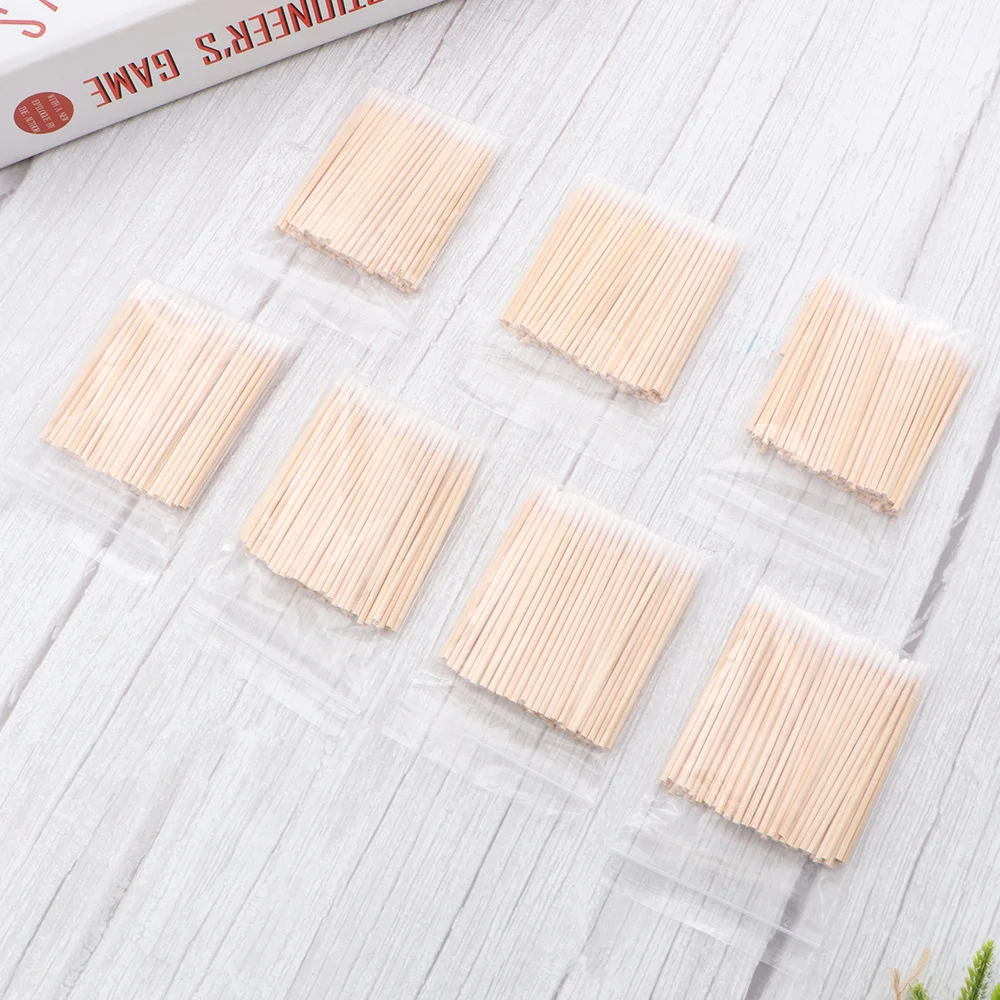 

7 Packs of Disposable Swab Sticks Pointed Q-tips Cleaning Rods Multi-function Cotton Swab for Makeup Beauty Salon