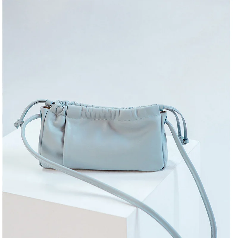 

Acrylic Chain Bag 2020 Spring Summer New Niche Design Pleated Underarm Bag Women's Baguette Crossbody Bag EWKA