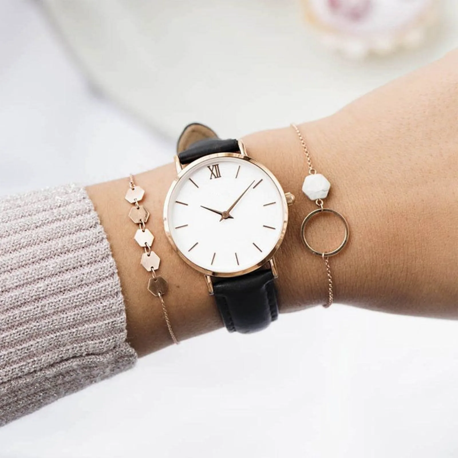 

Women's Casual Bracelet Watch Quartz Mesh Belt Band Fashion Analog Wrist Watches Fashion Rose Gold Wrist Romantic Luxury Watch