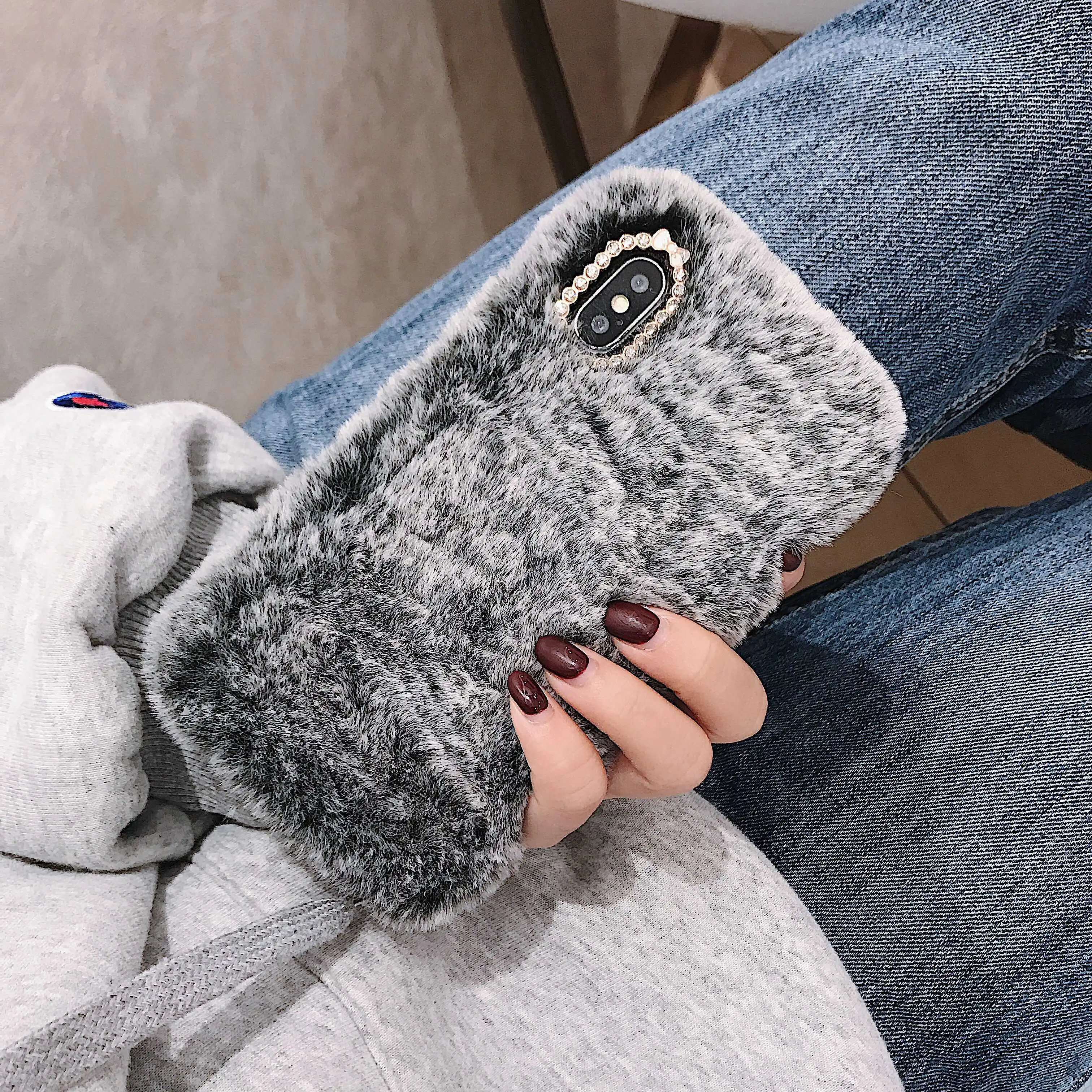 

Short plush phone case for iPhone7 plus 8 X XS XR max 11 por max 12 mini