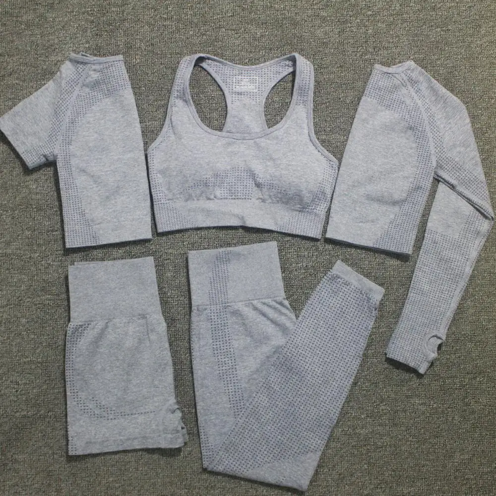 

Sportswear & Accessories