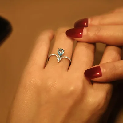 

Gem Ring Women's Niche Design Blue Water Drop Ring Simple Basic Classic Joker Marriage Proposal And Engagement Holiday Gifts.