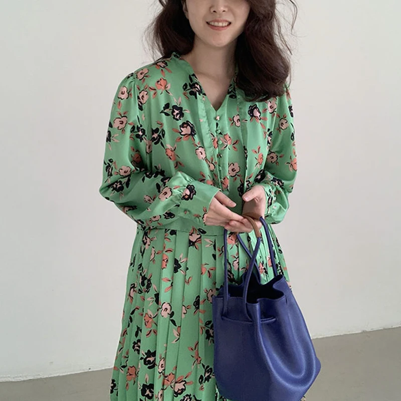 

New Fashion Korean Early Autumn Vestidos Women's Age Slimming V-neck Wide Loose Floral Long-sleeved Pleated Midi Dress DK1226
