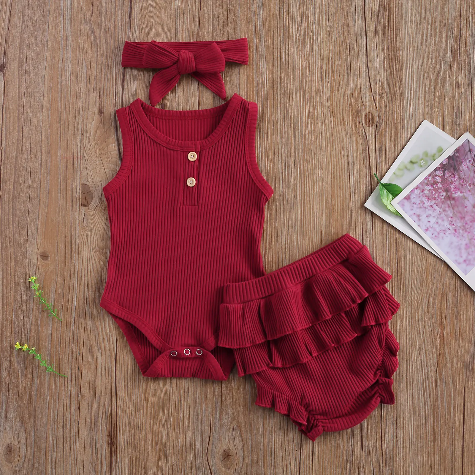 

2020 New Summer 0-24M Toddler Baby Girl 3Pcs Set Vest Button Sleeveless Bodysuit+Ruffled Flared Shorts+Headband 5 Colors