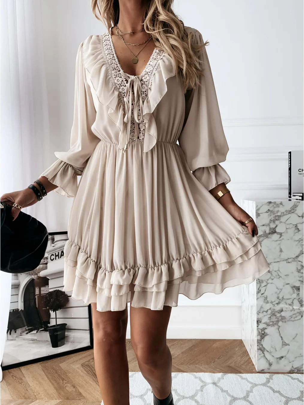 Женское кружевное вечернее платье элегантное шифоновое белое с длинным рукавом